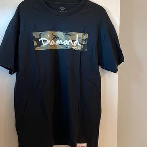 Size L. Used Camo logo Diamond Supply Co graphic T-shirt.